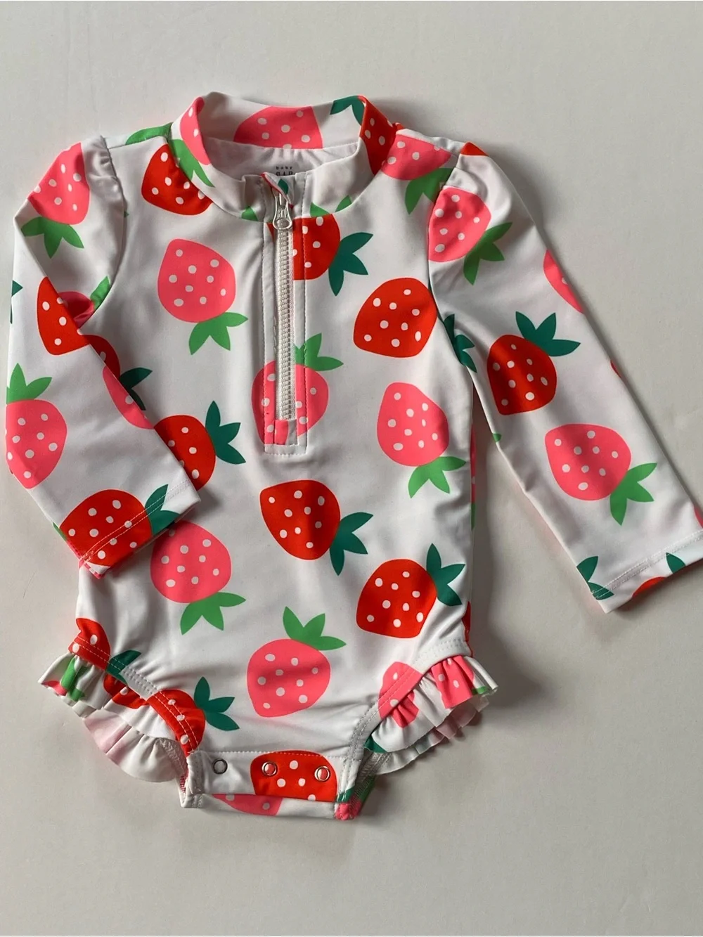 Gap Rashguard Swimsuit 12 18 Months One Piece Strawberries Long Sleeve Girls EUC